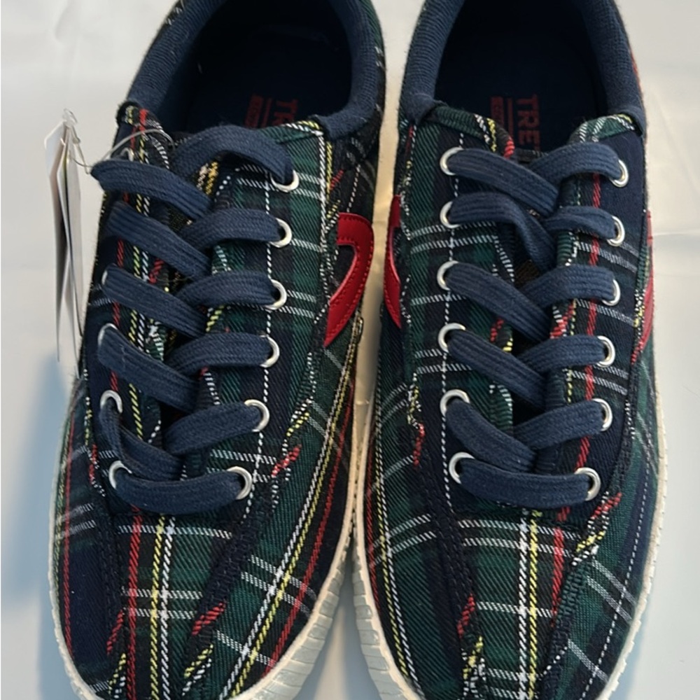 Trenton Nylite Plus women’s Royal Stewart Plaid Sneakers - - Picture 3 of 5